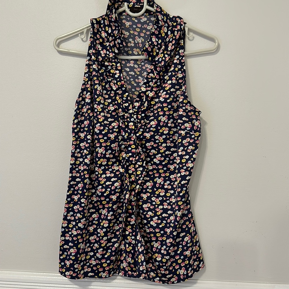 The Limited sleeveless top